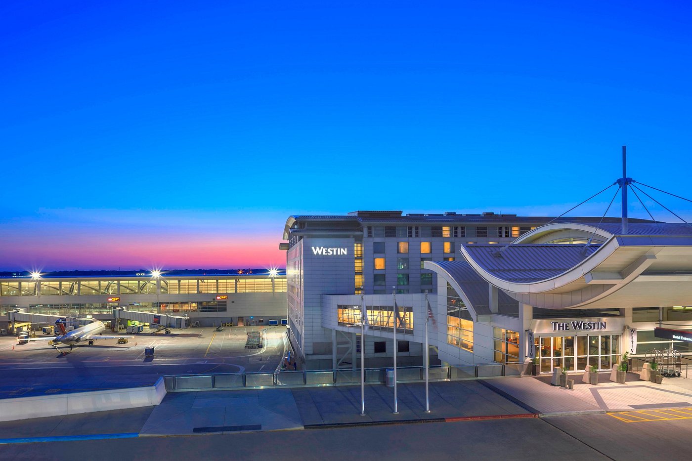 Westin at Detroit Metro Airport — photo 1